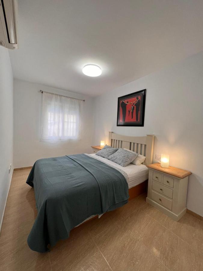 Torremolinos Centro - Beautiful , Newly Renovated 2 Bedroom Apartment Exterior foto